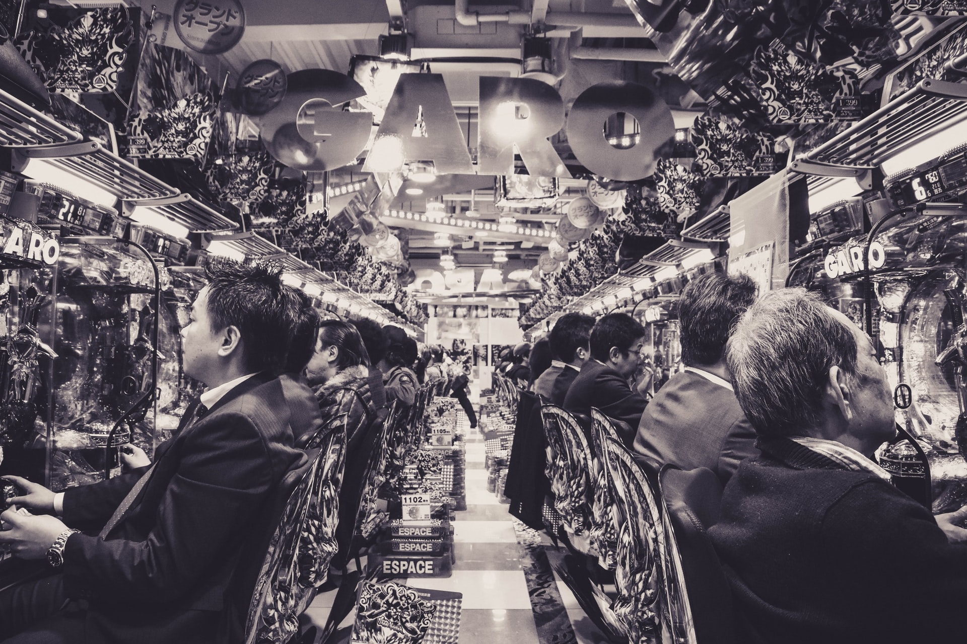 pachinko-parlor-in-japan